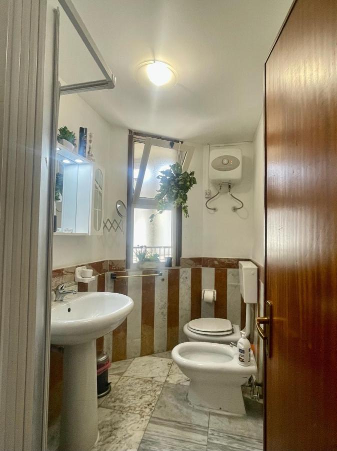 Maya'S Apartment Close To Ballaro Market And Central Station Palermo Exteriör bild