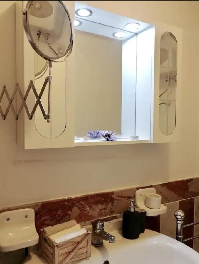 Maya'S Apartment Close To Ballaro Market And Central Station Palermo Exteriör bild