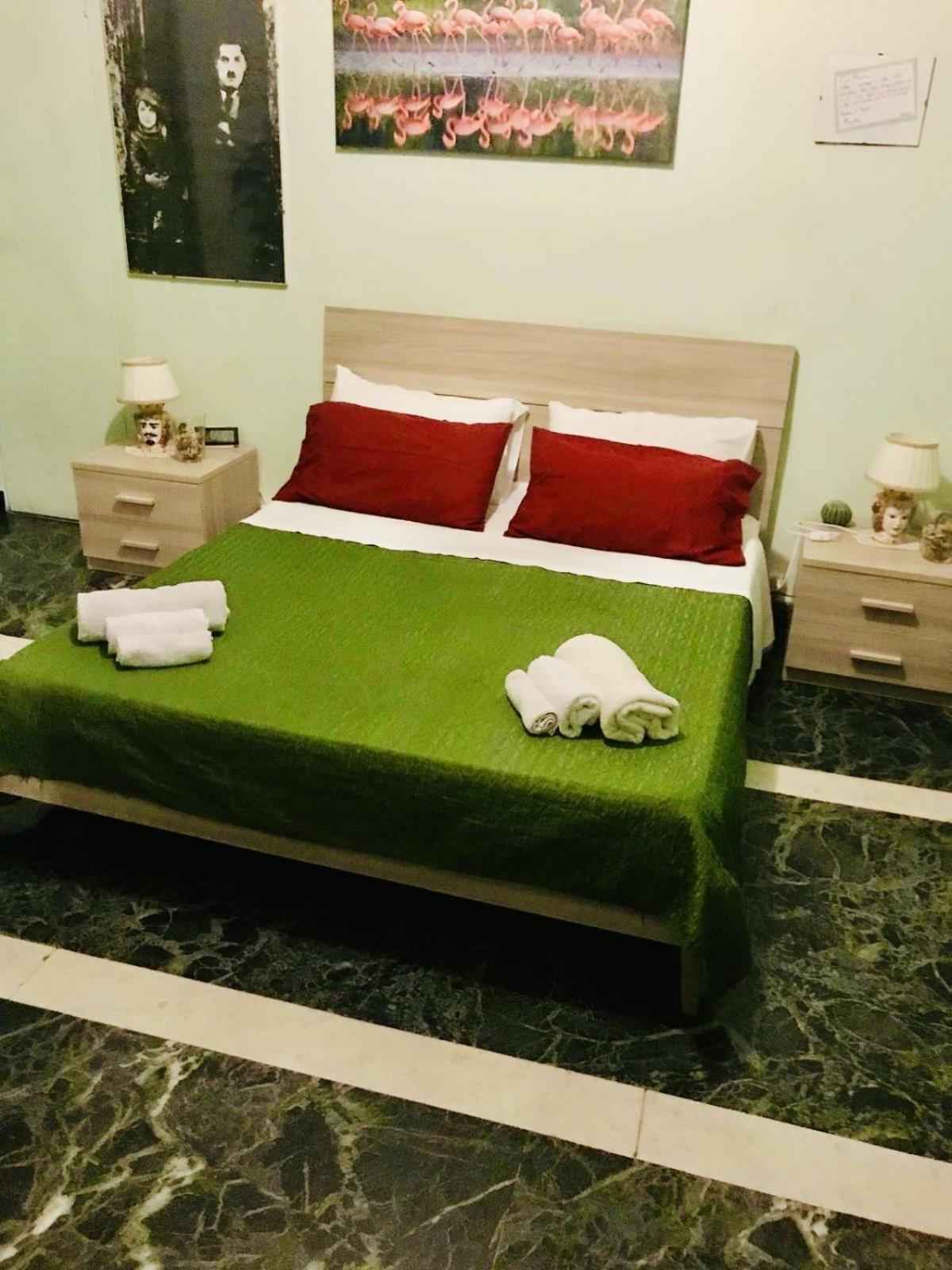 Maya'S Apartment Close To Ballaro Market And Central Station Palermo Exteriör bild